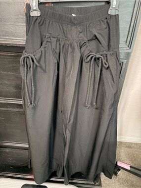 Women’s Black Drawstring Pocket Skirt